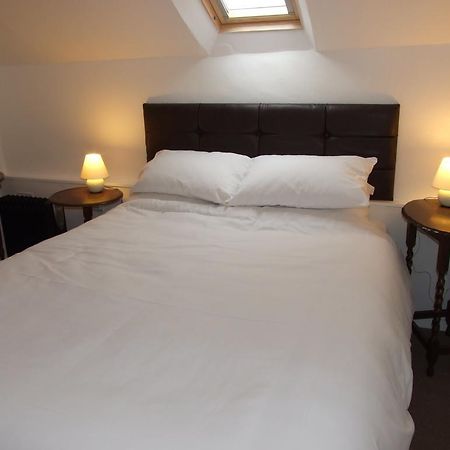 Bed and Breakfast Waggon & Horses Cirencester Exteriér fotografie