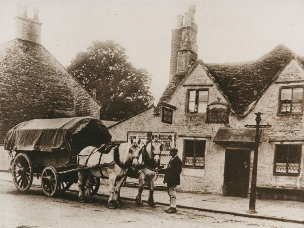 Bed and Breakfast Waggon & Horses Cirencester Exteriér fotografie